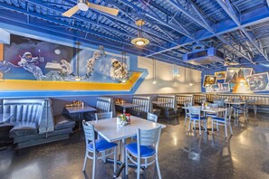 Breakfast, lunch, dinner served; American cuisine 