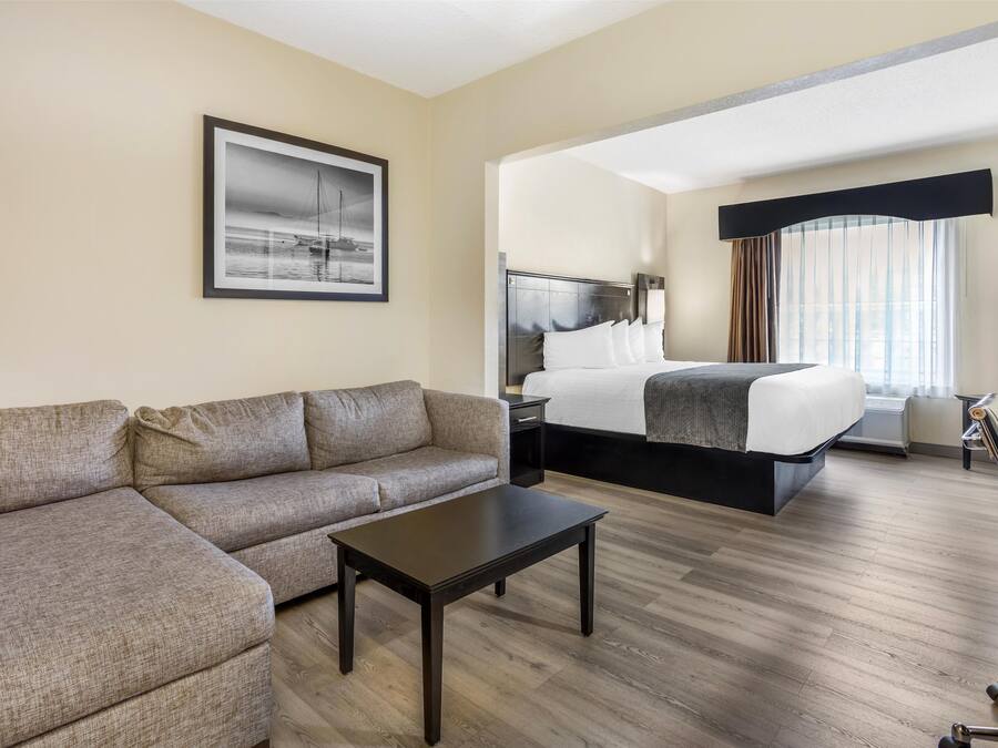 Individually decorated, individually furnished, desk, laptop workspace