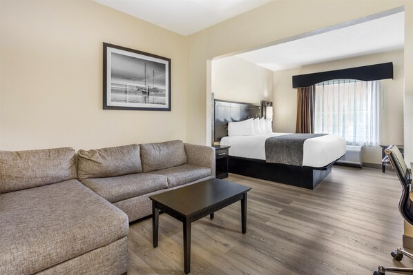 ห้องพักตกแต่งอย่างมีเอกลักษณ์, ตกแต่งพิเศษโดยเฉพาะ, โต๊ะทำงาน