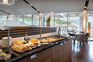 Daily buffet breakfast (EUR 30 per person)