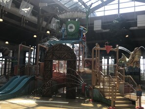 Water park - Soaring Eagle Waterpark and Hotel (Mount Pleasant)