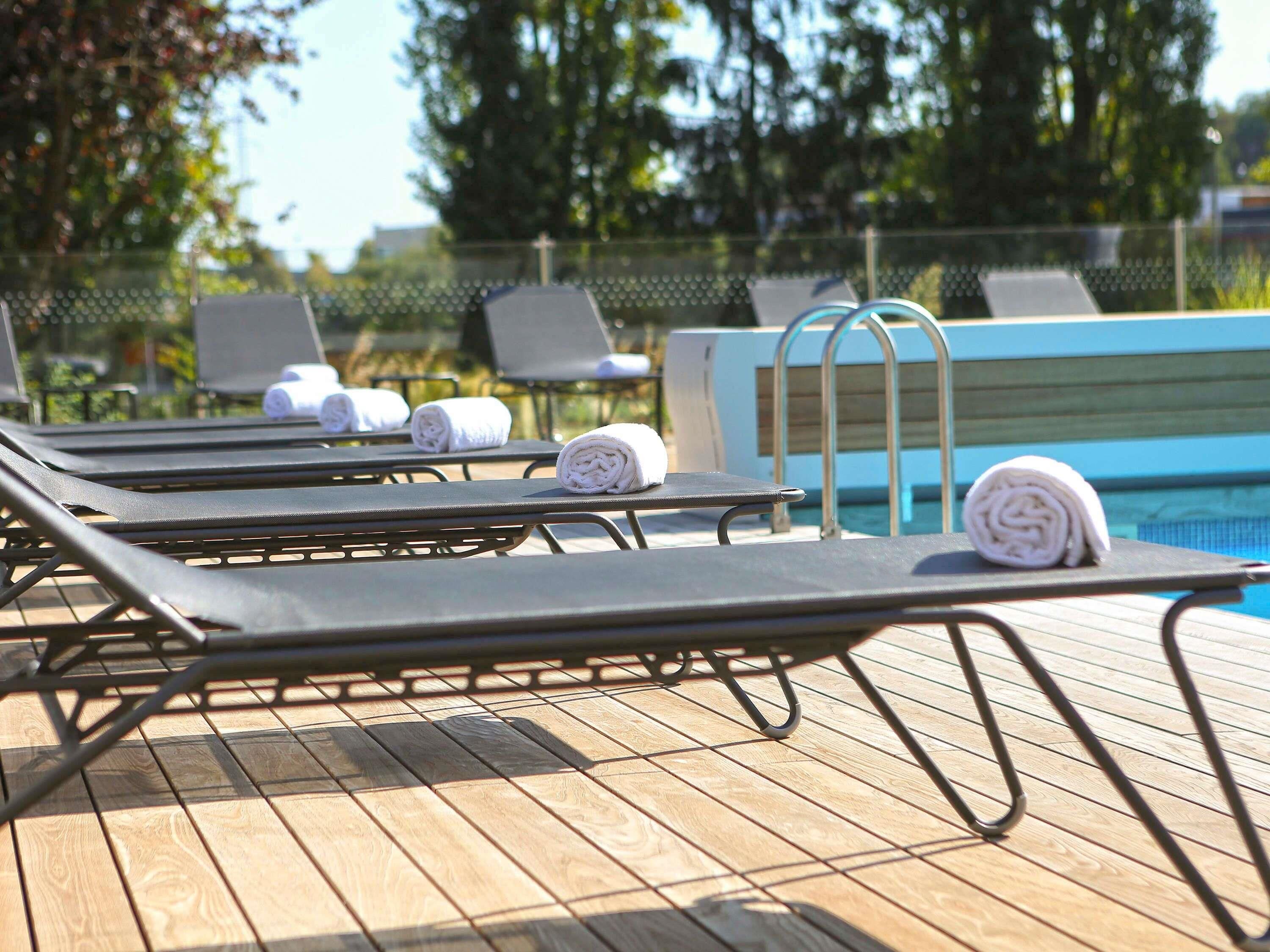 Seasonal outdoor pool