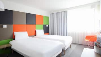 Chambre Standard, 2 lits une place | Bureau, rideaux occultants, chambres insonorisées