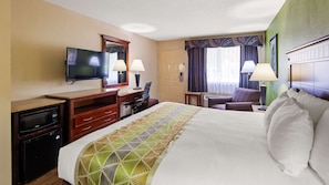 Standard Room, 1 King Bed, Accessible, Refrigerator & Microwave | Desk, laptop workspace, iron/ironing board, free WiFi
