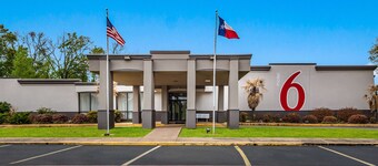 Motel 6 Henderson, TX