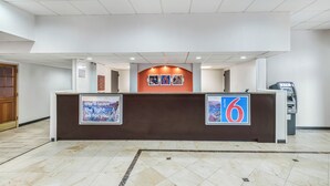 Ảnh chưa phân loại, 2 trong số 26 ảnh, nút