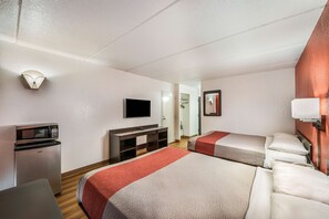 Desk, free WiFi, bed sheets