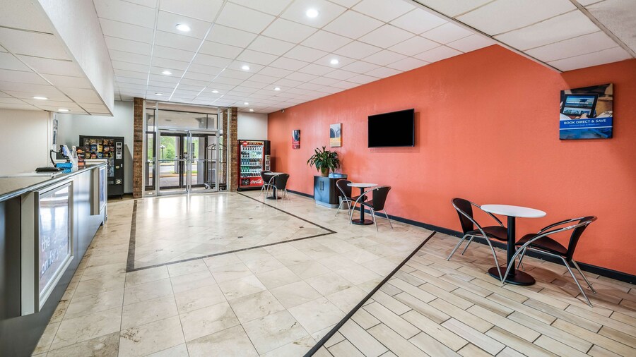 Motel 6 Henderson, TX