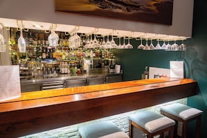 Bar (in der Unterkunft)