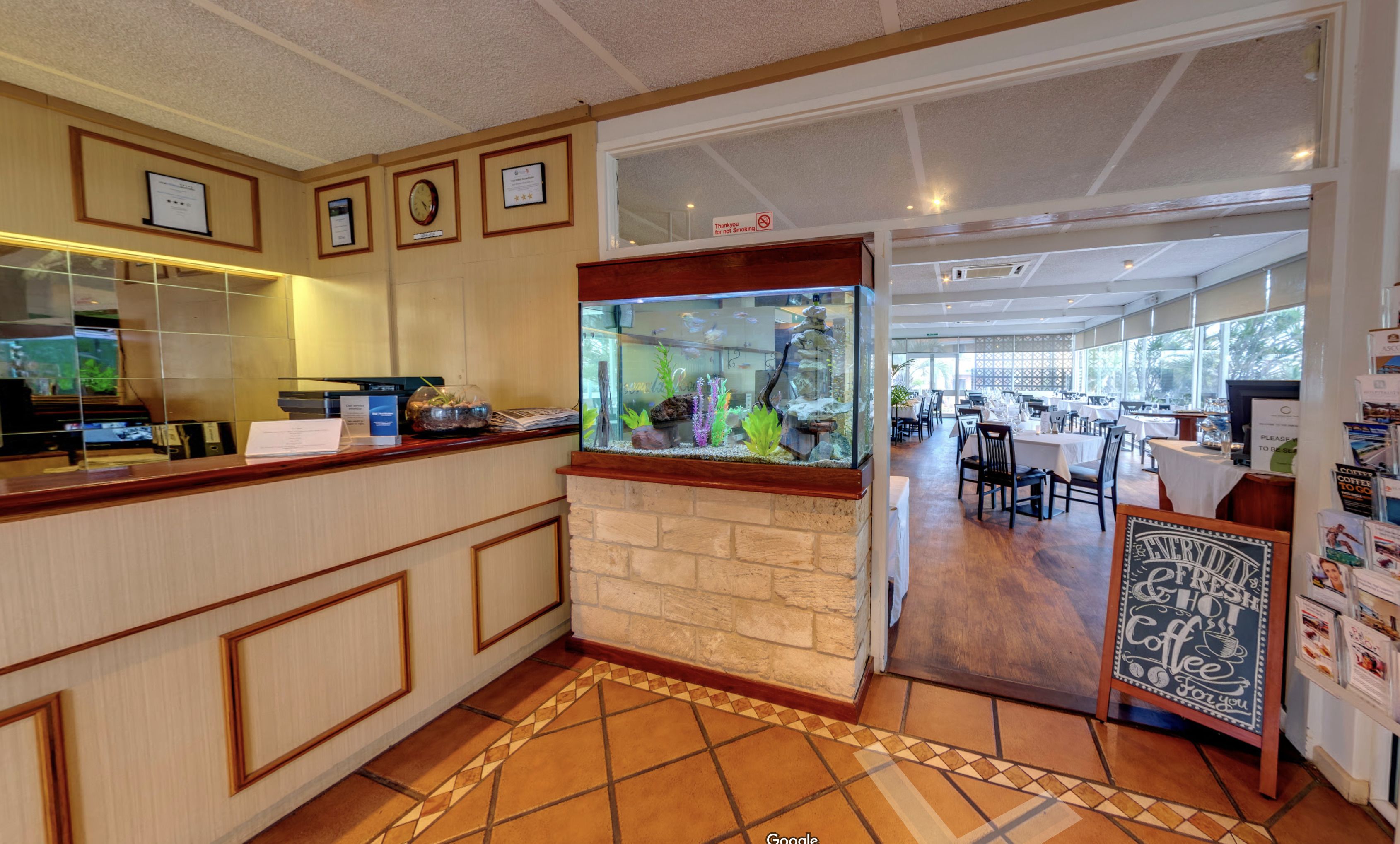 free daily continental breakfast