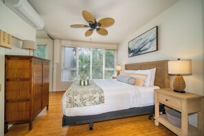 Villa, 2 habitaciones, vista al océano (806, 2 Bath) | Caja de seguridad en la habitación y decoración personalizada 