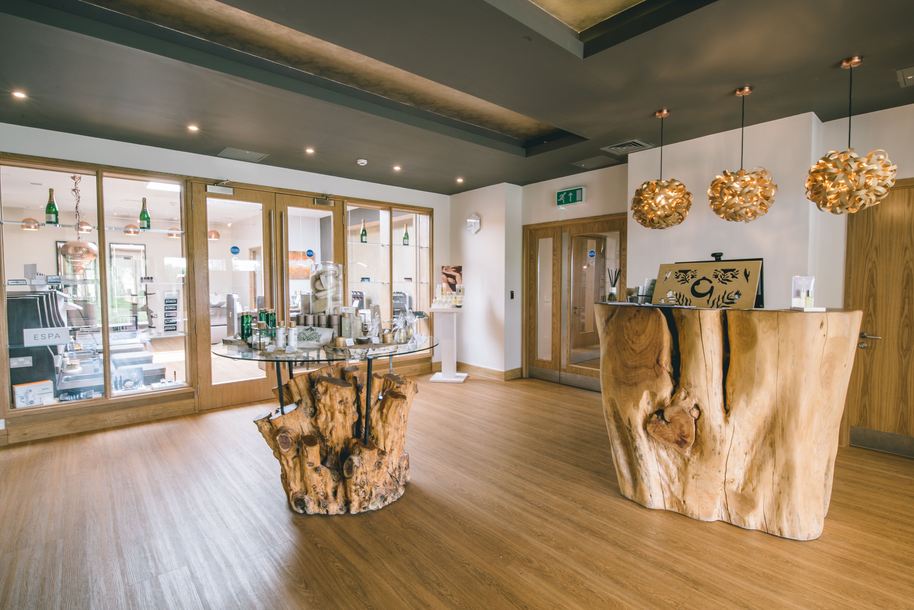 couples treatment room(s), sauna, hot tub, steam room, body treatments