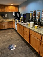 Desayuno buffet incluido todos los días 