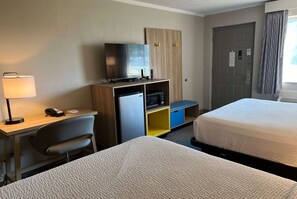 In-room safe, desk, laptop workspace, iron/ironing board