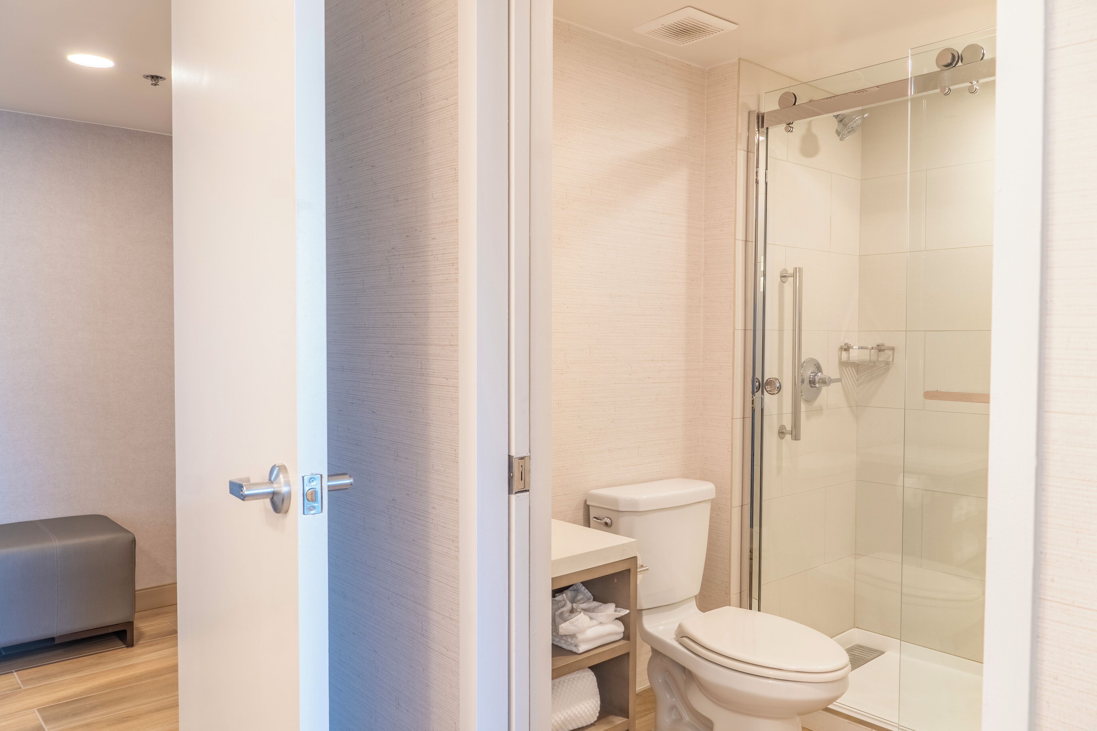 Foto - DoubleTree by Hilton Orange County Airport