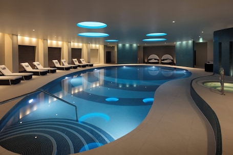 Indoor pool. Leonardo Hotel and Conference Venue Hinckley Island