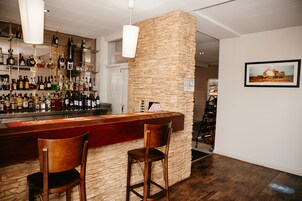 Bar (en la propiedad)