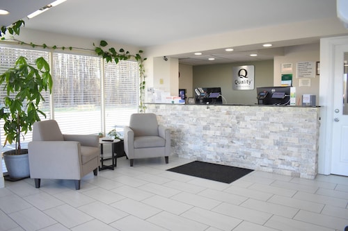 Quality Inn Manning I-95