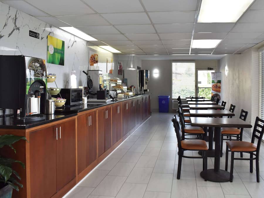 Free buffet breakfast