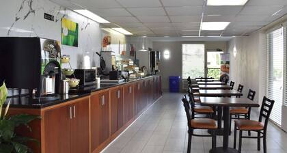 Quality Inn Manning I-95