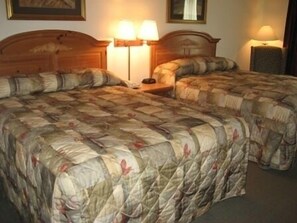 Roupas de cama premium, edredons de pluma, ferros/tábuas de passar roupa