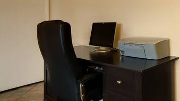 Desk, laptop workspace, iron/ironing board, free WiFi