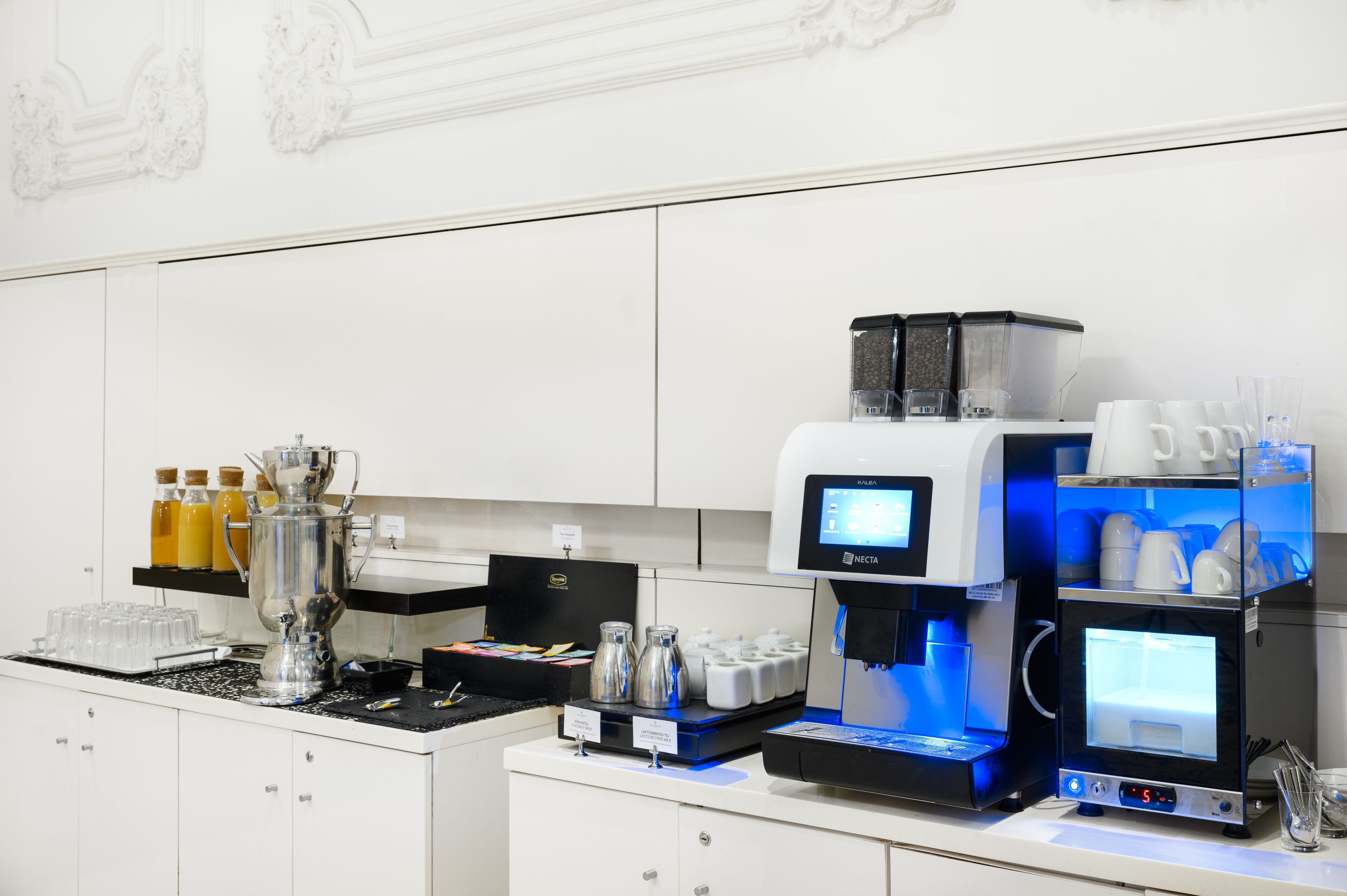 daily buffet breakfast (eur 19 per person)