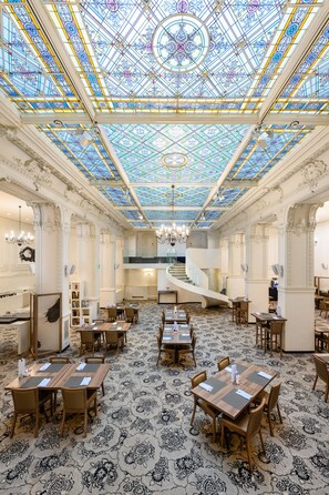 Dinner served - Nemzeti Hotel Budapest - MGallery Collection (Budapest)