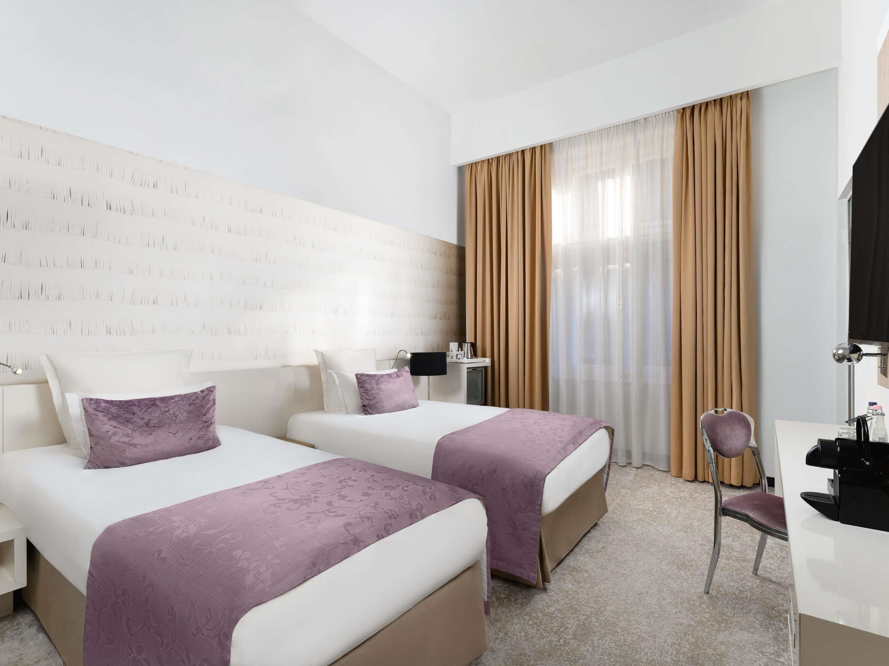 Superior Room, 2 Single Beds | Hypo-allergenic bedding, minibar, in-room safe, desk