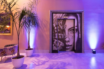 Hotel entrance and lobby at Lexi Las Vegas