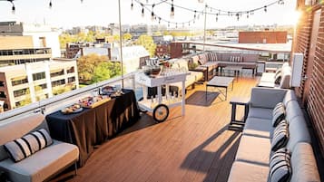 Der serveres aftensmad