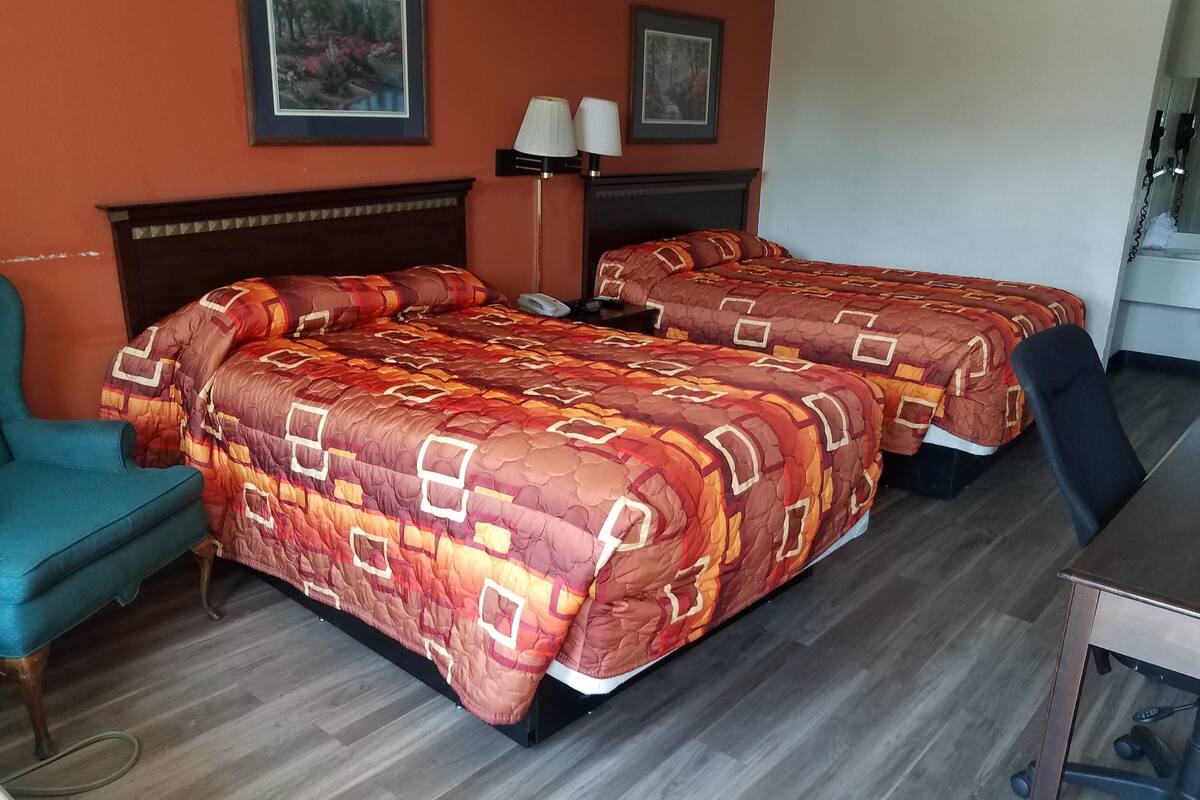 Standard Room, 2 Double Beds, Non Smoking | Desk, cribs (free), rollaway beds (surcharge), WiFi (free)