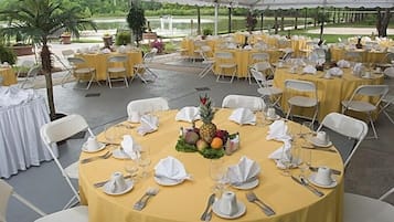 Espace banquet en plein air