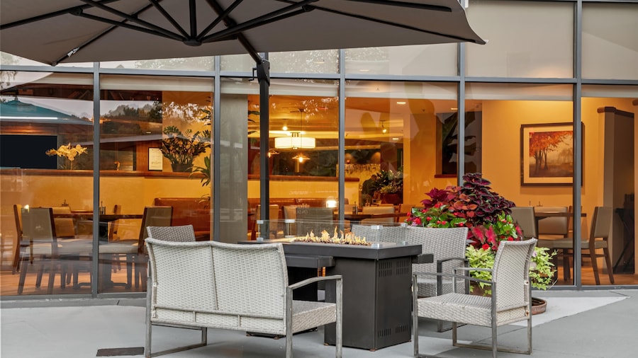 DoubleTree Suites by Hilton Raleigh - Durham