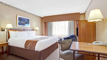 In-room safe, desk, laptop workspace, iron/ironing board