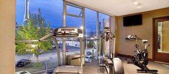 Travelodge by Wyndham Seattle By The Space Needle