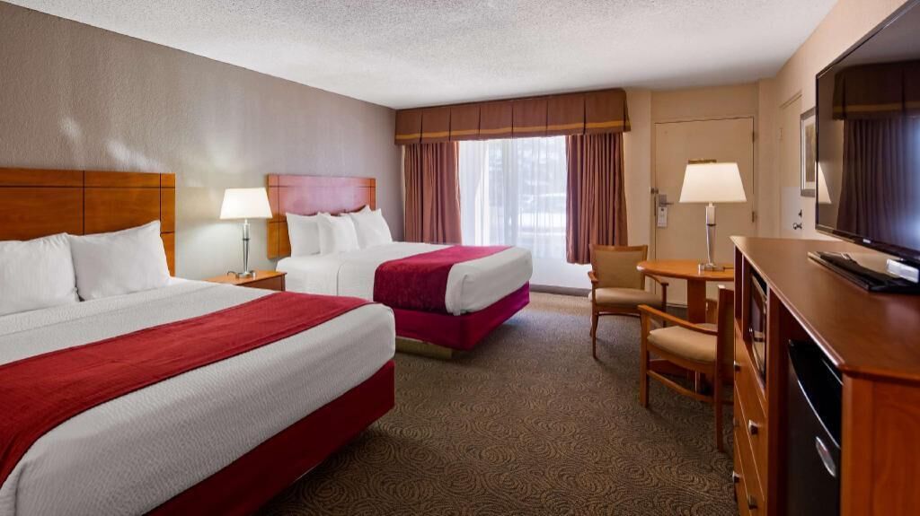 Pillowtop-Betten, Bügeleisen/Bügelbrett, Babybetten, WLAN