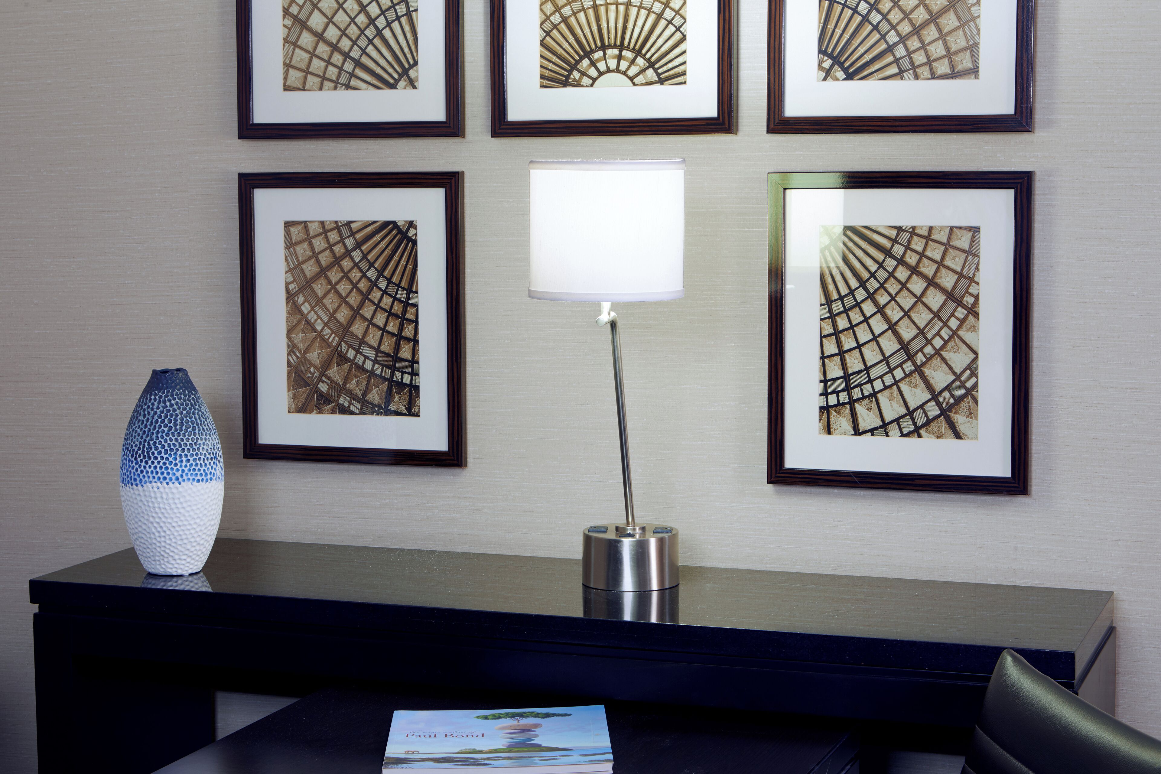 room, 1 king bed (non-suite) | hypo-allergenic bedding, in-room safe, desk, laptop workspace