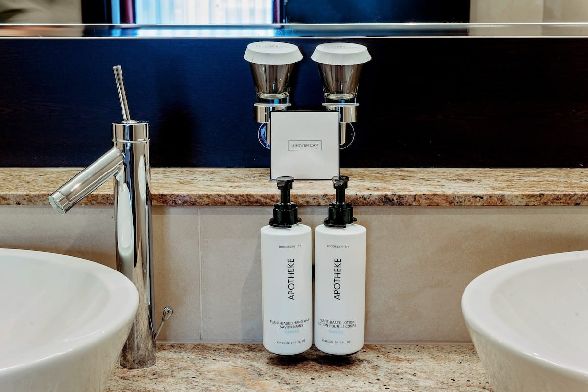 Comfort Suite, 1 Bedroom (with Living Area) | Room amenity