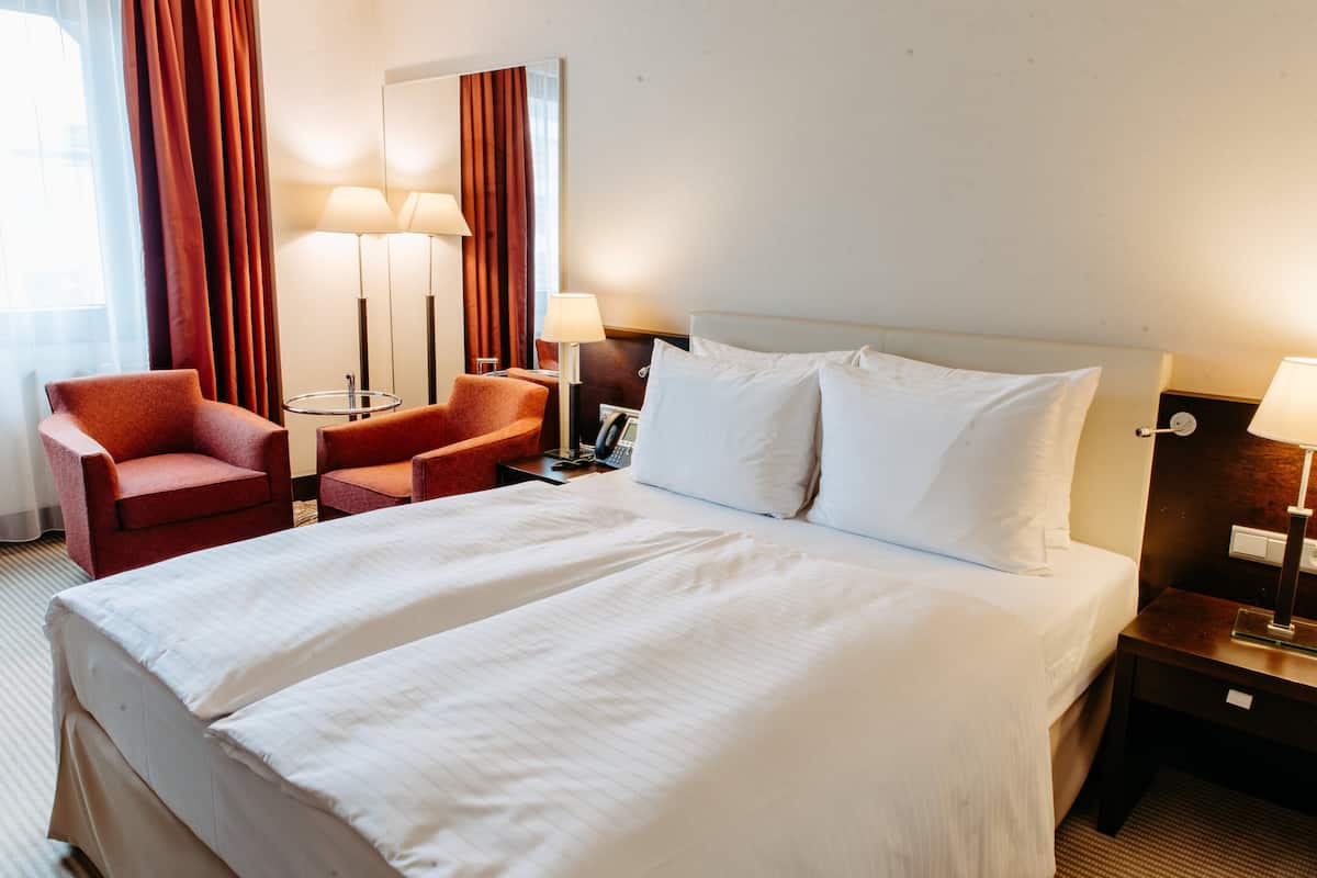 Hypo-allergenic bedding, down comforters, Select Comfort beds, minibar