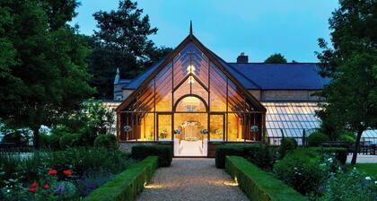 Hanbury Manor Marriott Hotel & Country Club