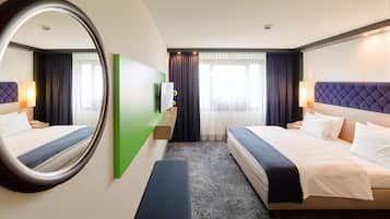 Premium bedding, in-room safe, desk, laptop workspace