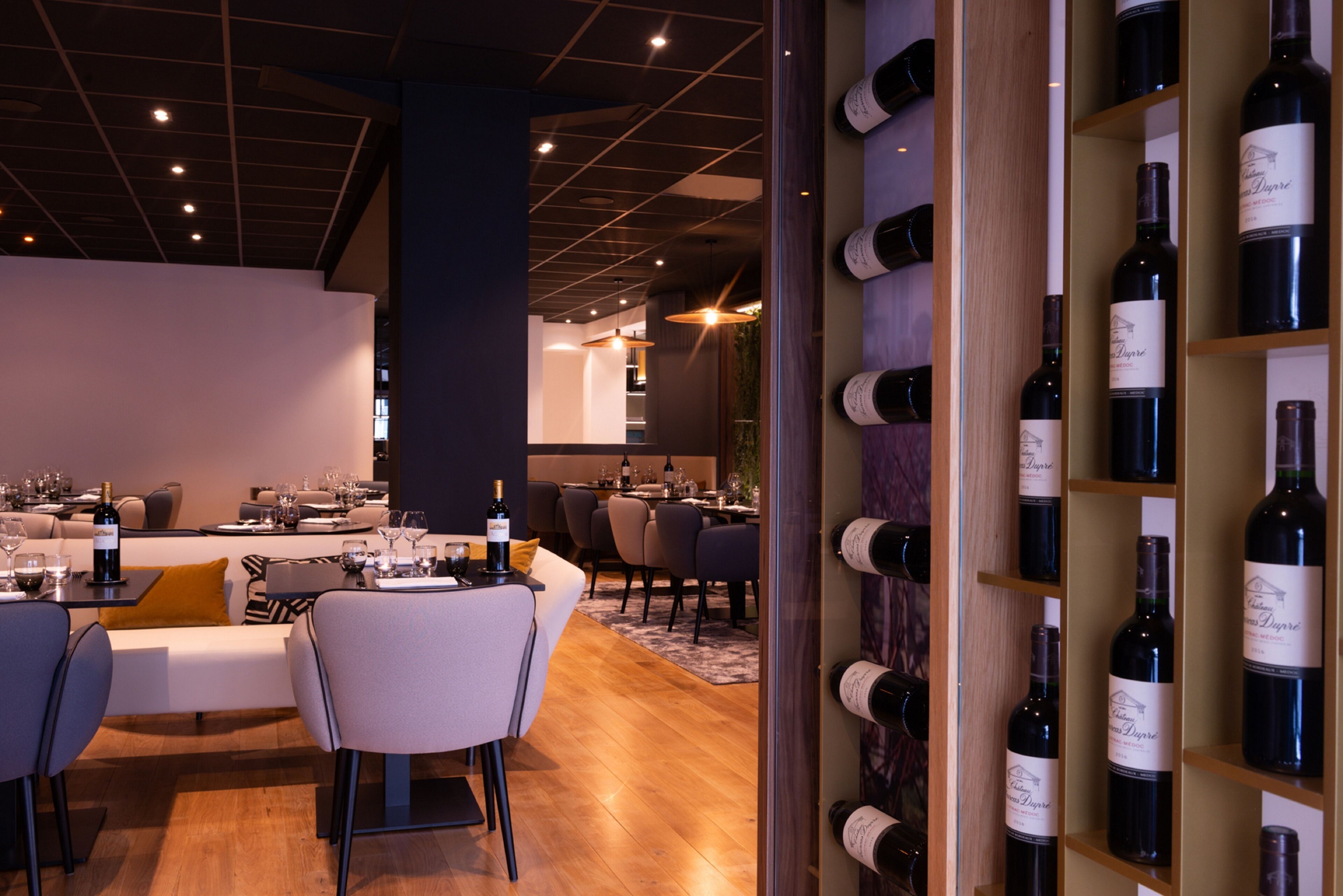 breakfast, lunch, dinner served; french cuisine