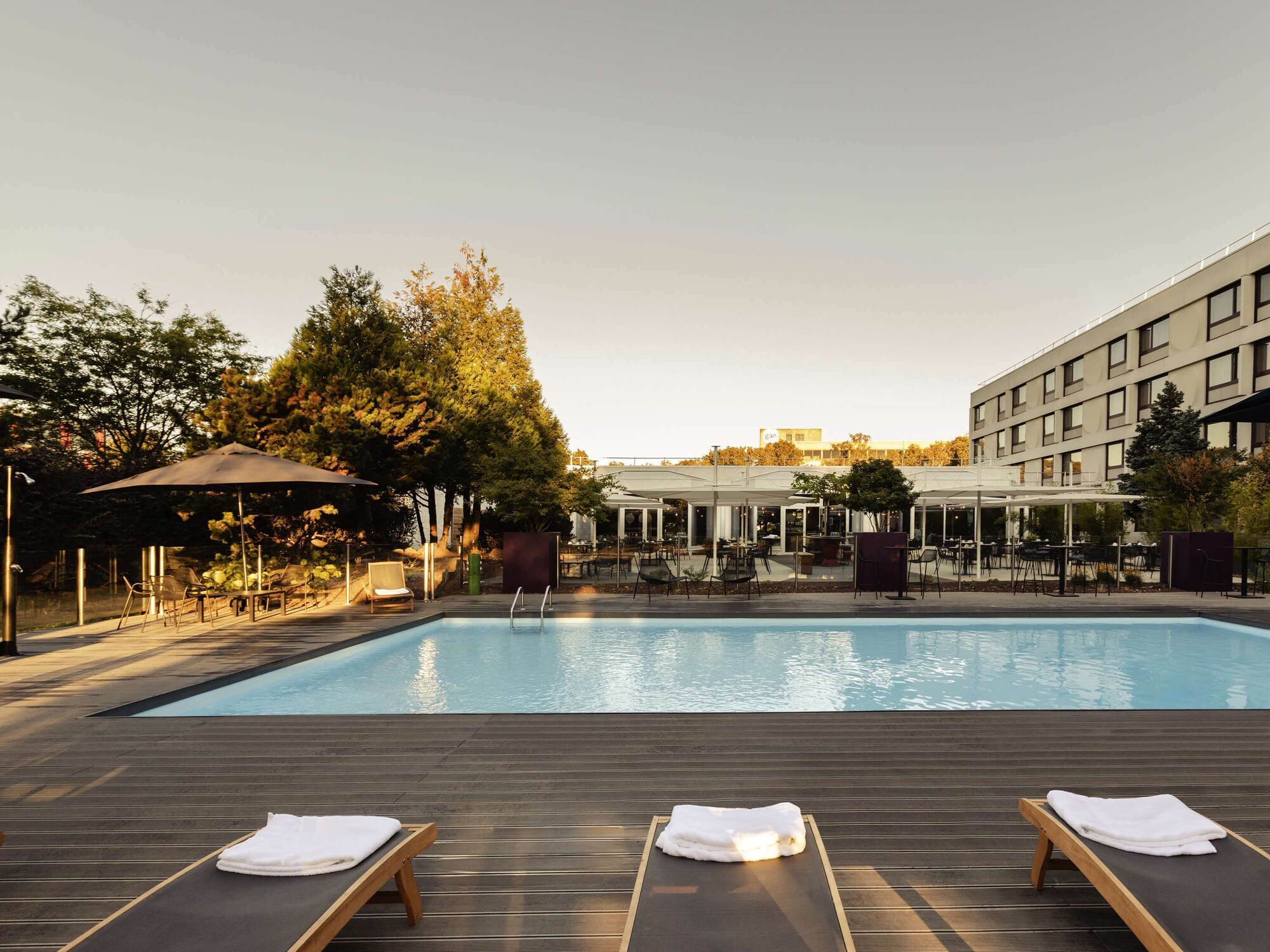 4 Star Hotels