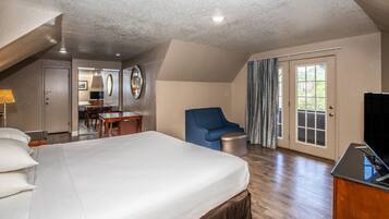 Room, 1 King Bed, Mountain View (with Fireplace) | In-room safe, desk, soundproofing, iron/ironing board