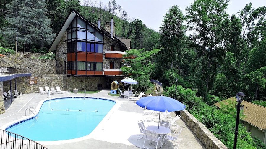 Chalet Inn
