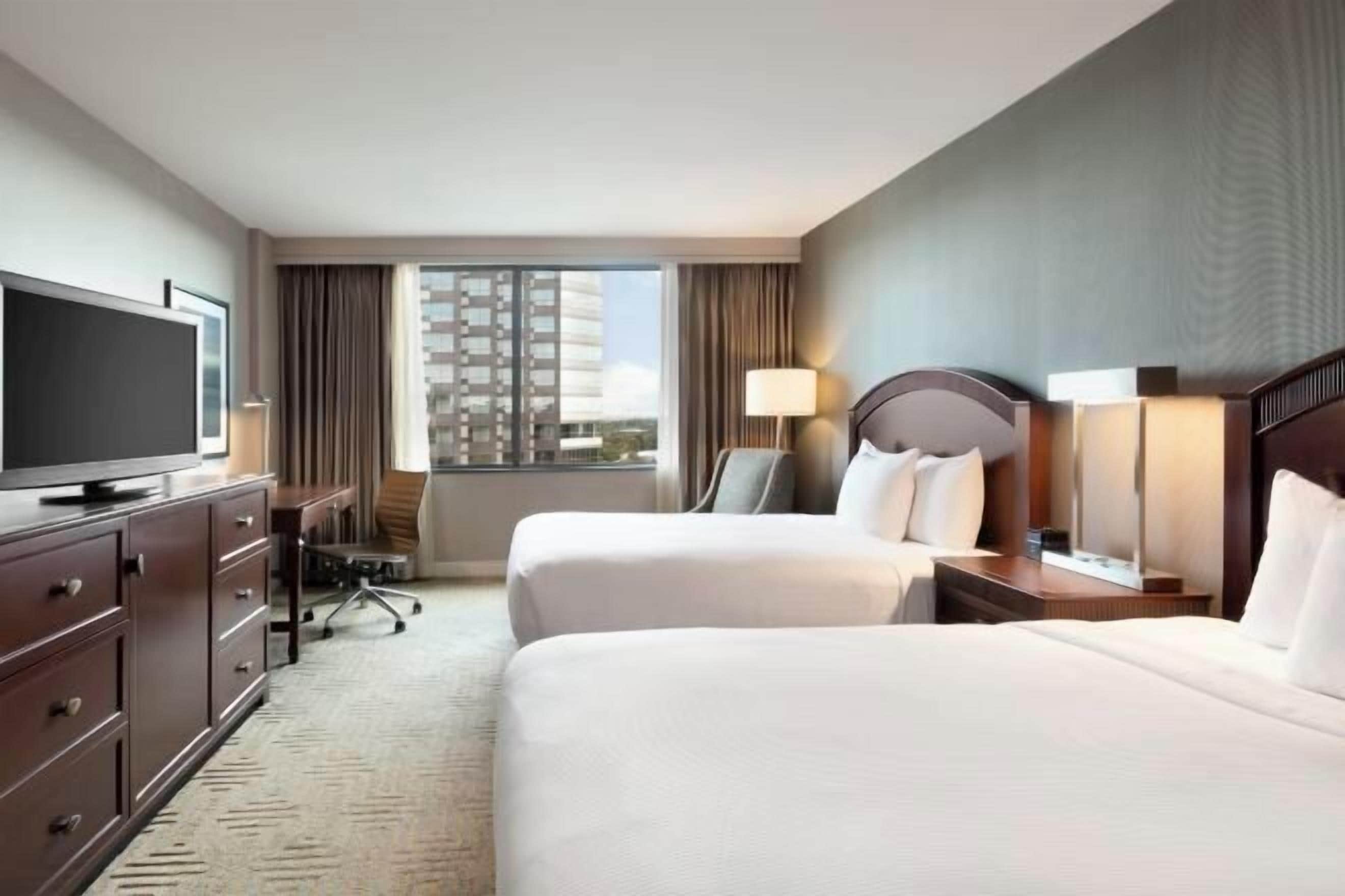 Egyptian cotton sheets, premium bedding, down duvets, pillow-top beds