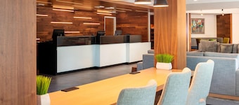 Fairfield by Marriott Inn & Suites Providence Airport Warwick