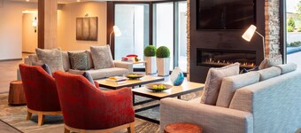 Fairfield by Marriott Inn & Suites Providence Airport Warwick