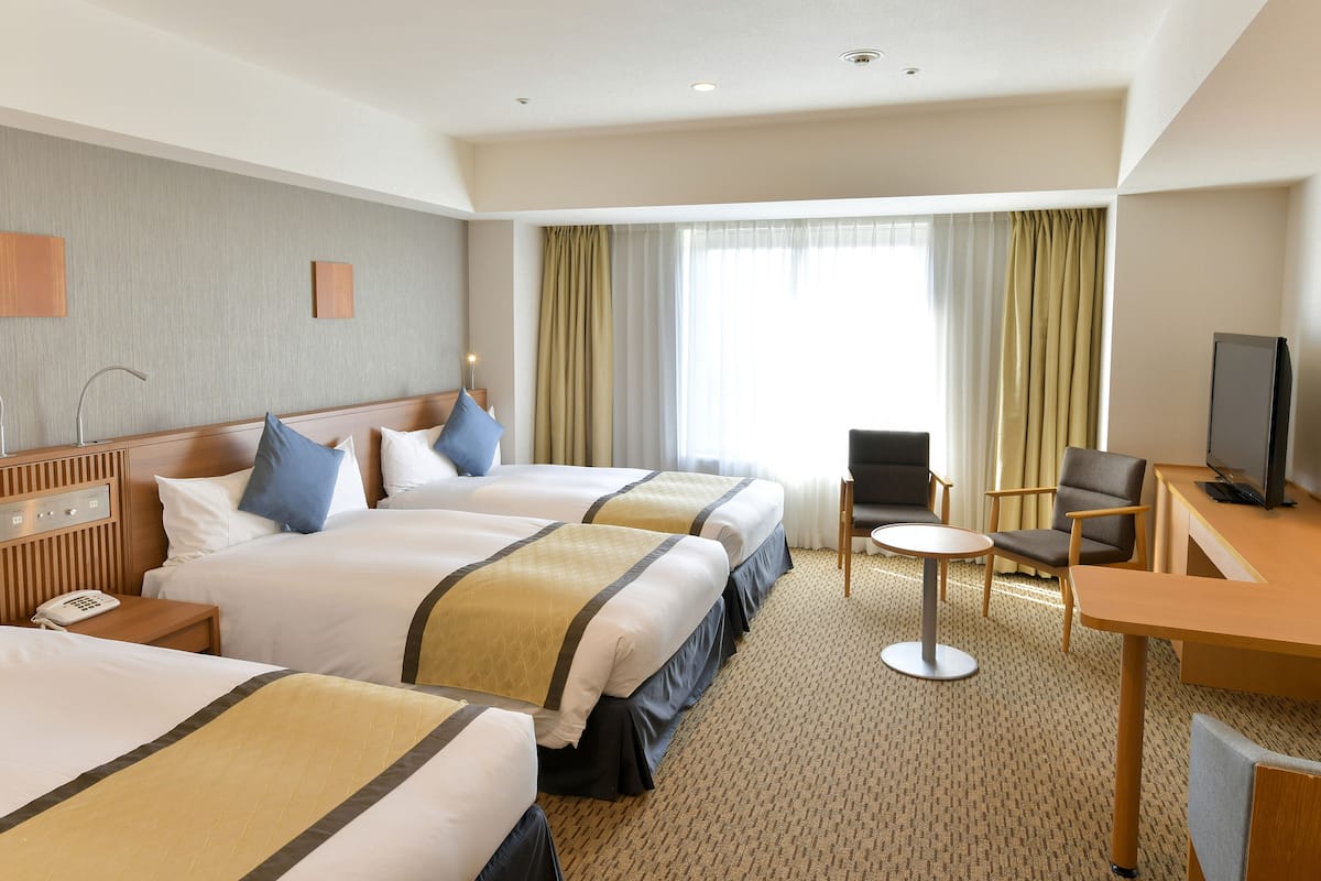 Superior Triple,Non-Smoking (West Wing) | Desk, blackout curtains, soundproofing, free WiFi